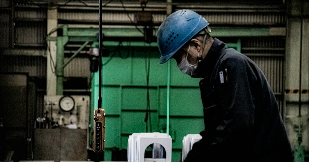 Еңбек даулары: заңсыз жұмыстан шығару, есеп айырысу және жұмысқа қайта алу